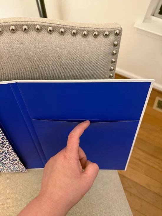 Lilly Pulitzer Clipboard Folio in ‘Have It Both Rays’ Pattern - Picture 7 of 7